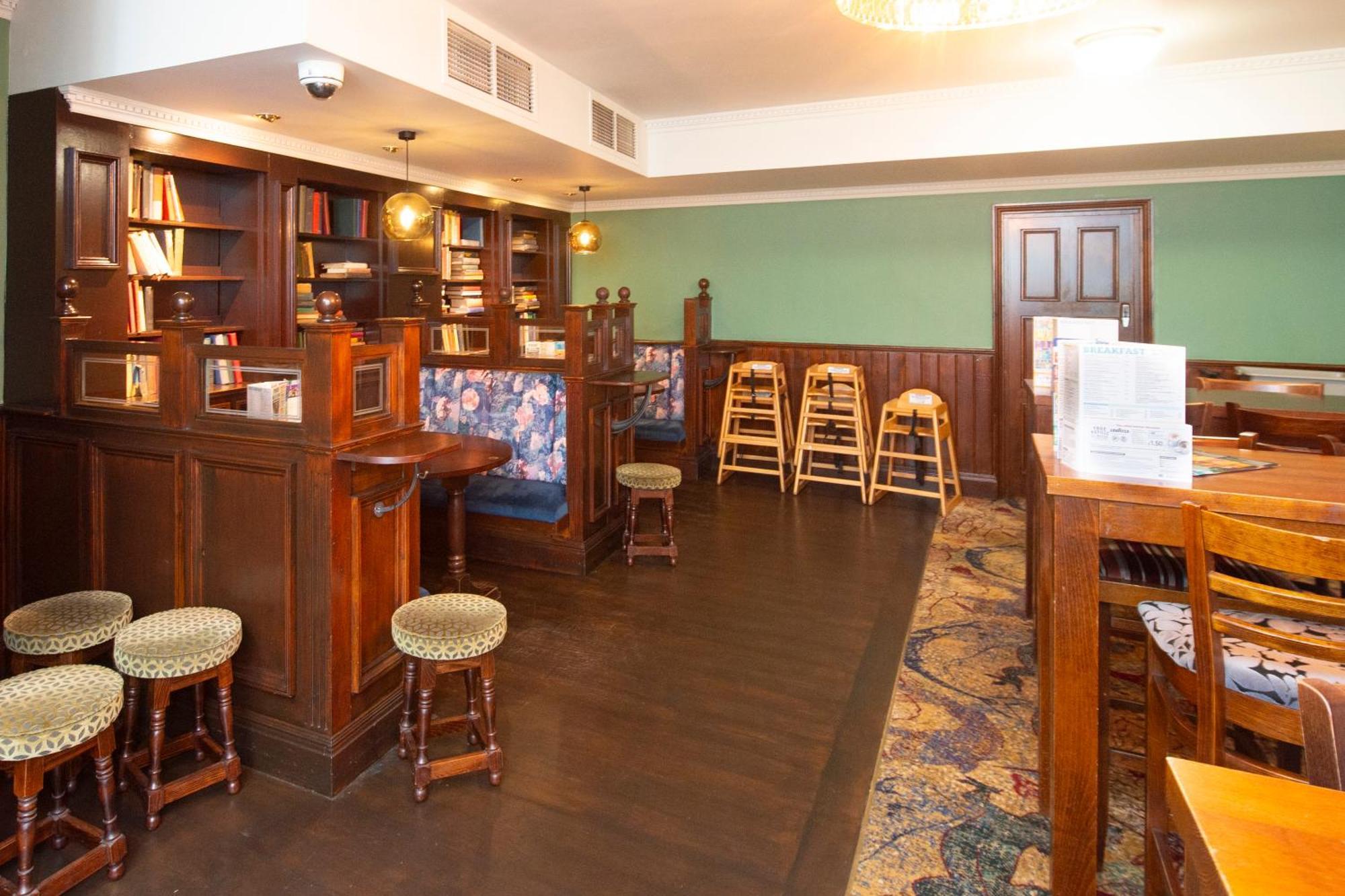 The Shrewsbury Hotel Wetherspoon Kültér fotó