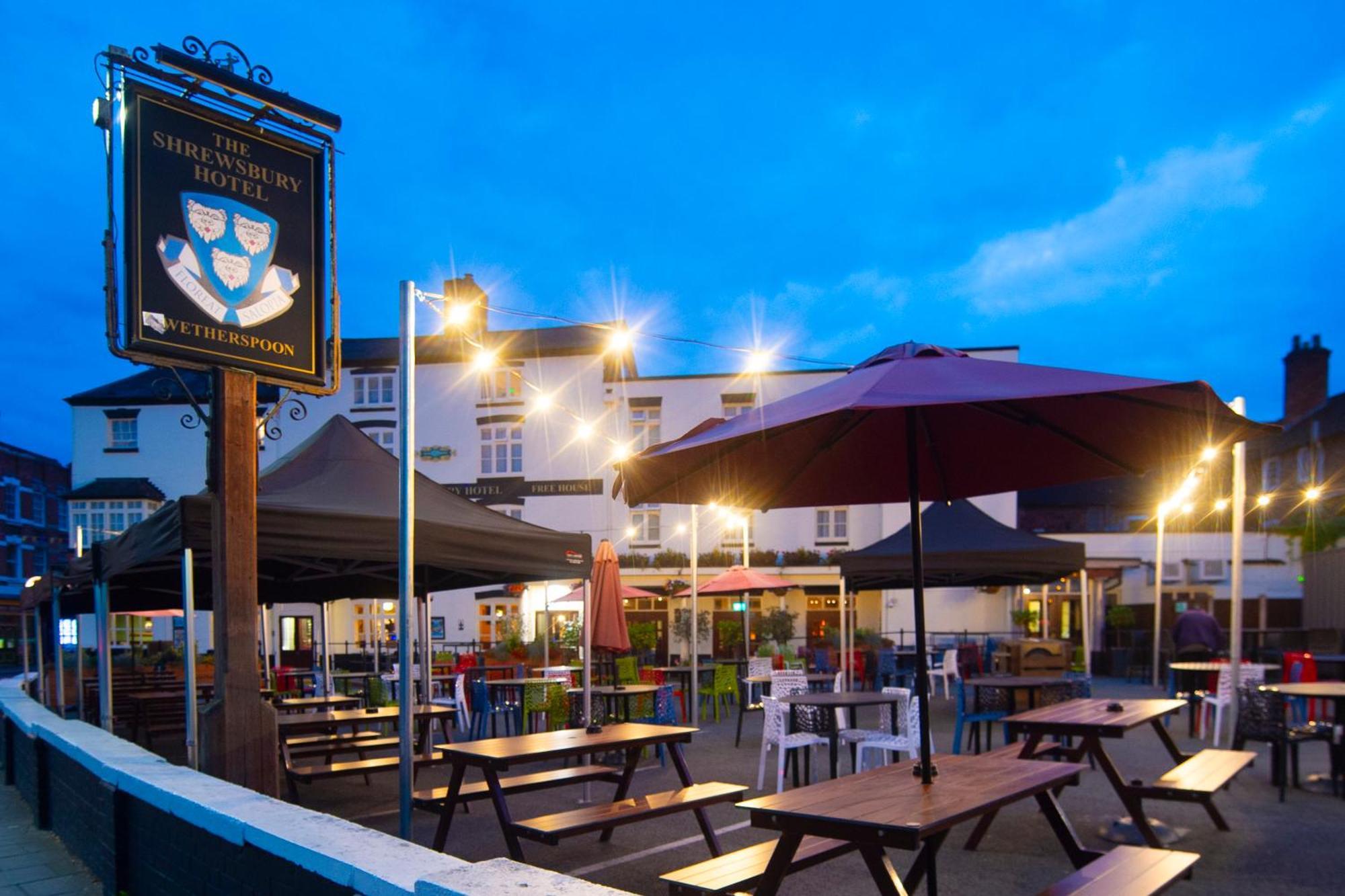 The Shrewsbury Hotel Wetherspoon Kültér fotó